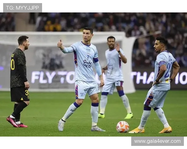 穆勒回顾个人职业生涯：曾支持C罗如今认为梅西是历史最佳