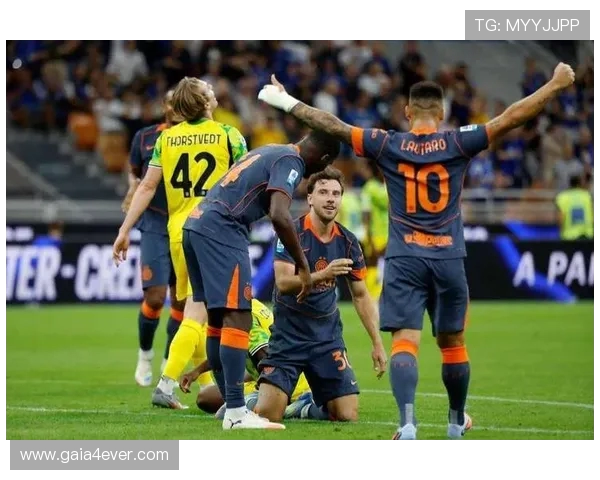 奥古斯托统治中场全场四项第一还造乌龙当选国米对萨索洛最佳球员