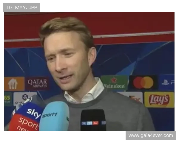 罗尔费斯称勒沃库森已超越拜仁批评药厂踢法过于保守缺乏主动性